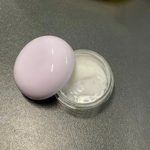 10-teiliges Reisekosmetik-Set mit flexiblen Behältern transparent