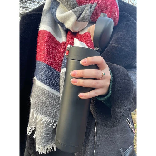 1 Thermobecher, auslaufsicher, hervorragende Wärmedämmung, Schwarz