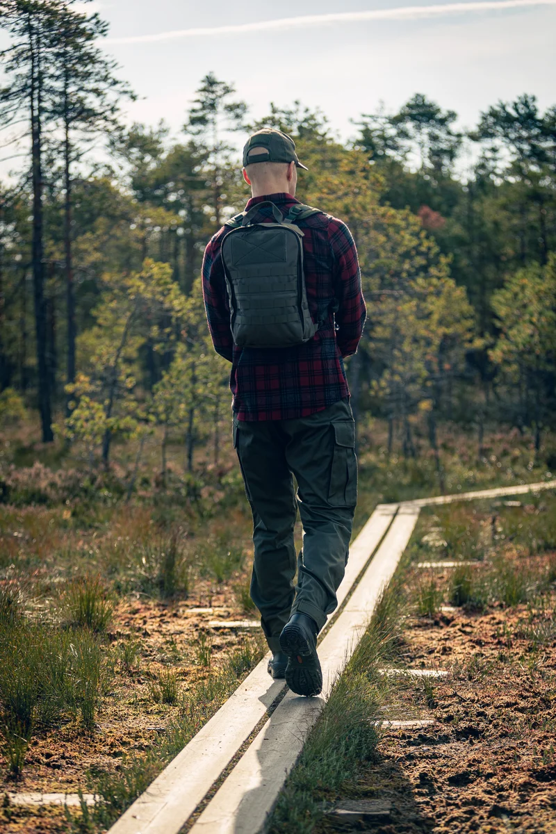 Varusteleka CP10 Mini-taistelureppu litteillä olkaviilekkeillä
