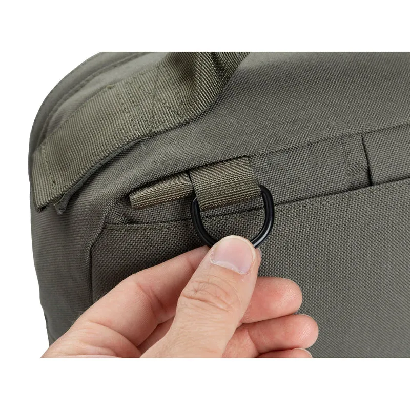 Varusteleka CP10 Mini-taistelureppu litteillä olkaviilekkeillä