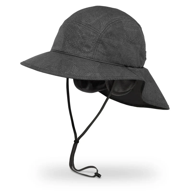 Sunday afternoons Arctic Adventure Hat
