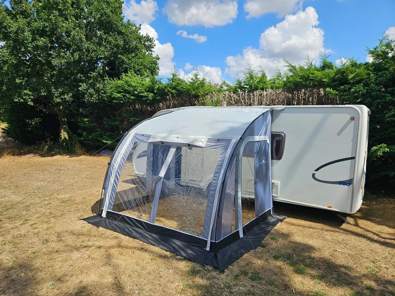 Sunncamp Ultima Versara Deluxe Poled 260 Caravan Awning