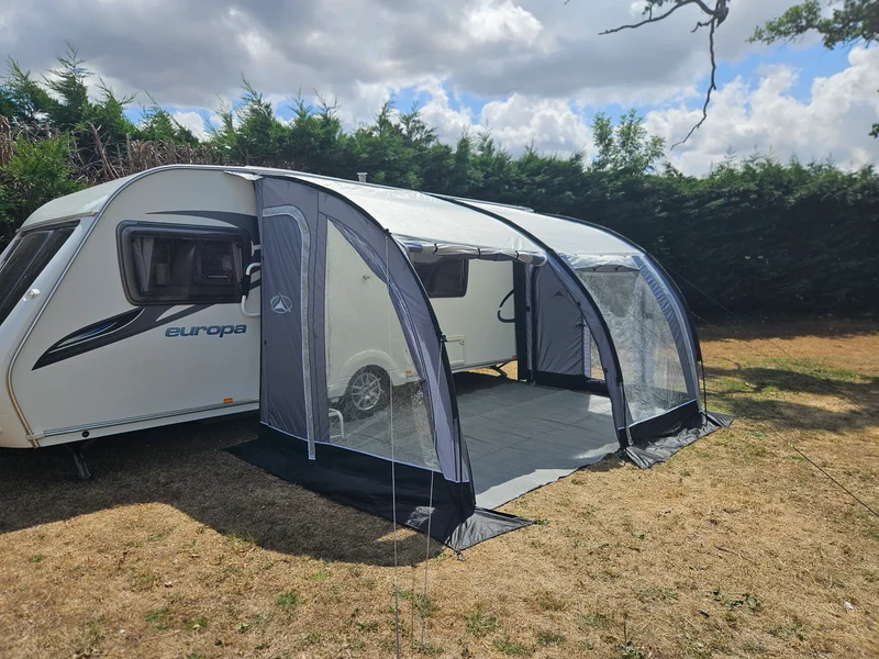 Sunncamp Ultima Versara Deluxe Poled 390 Caravan Awning