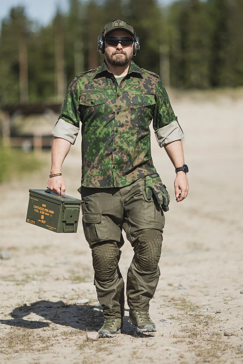 Varusteleka L4 Taisteluhousut