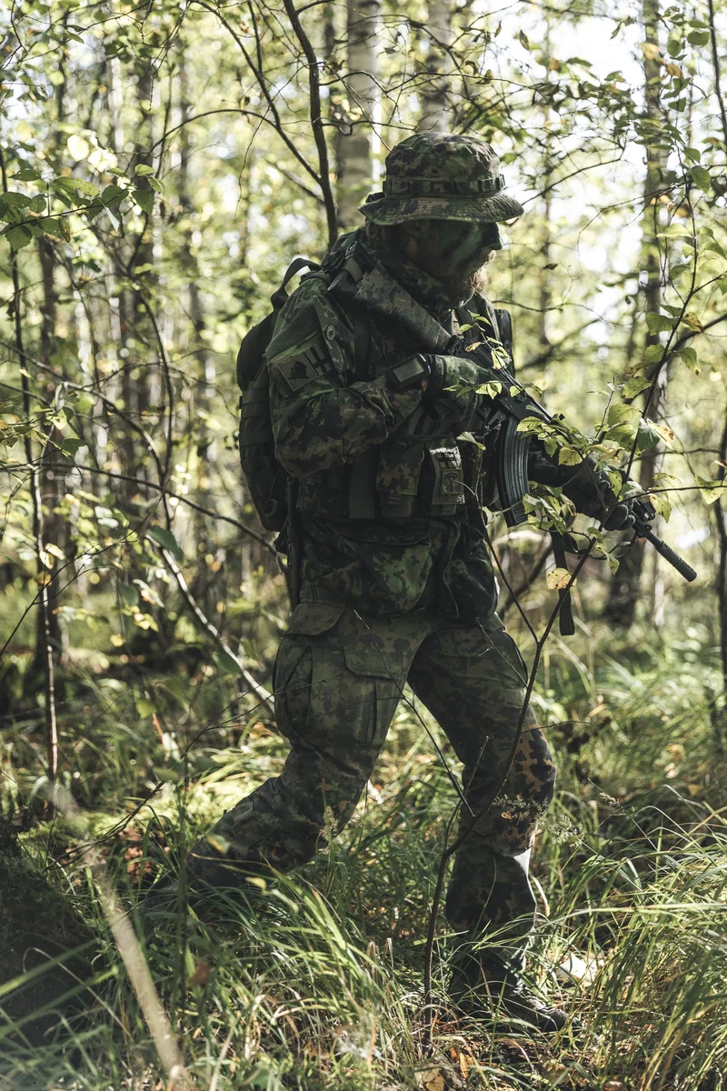 Varusteleka L4 Taisteluhousut