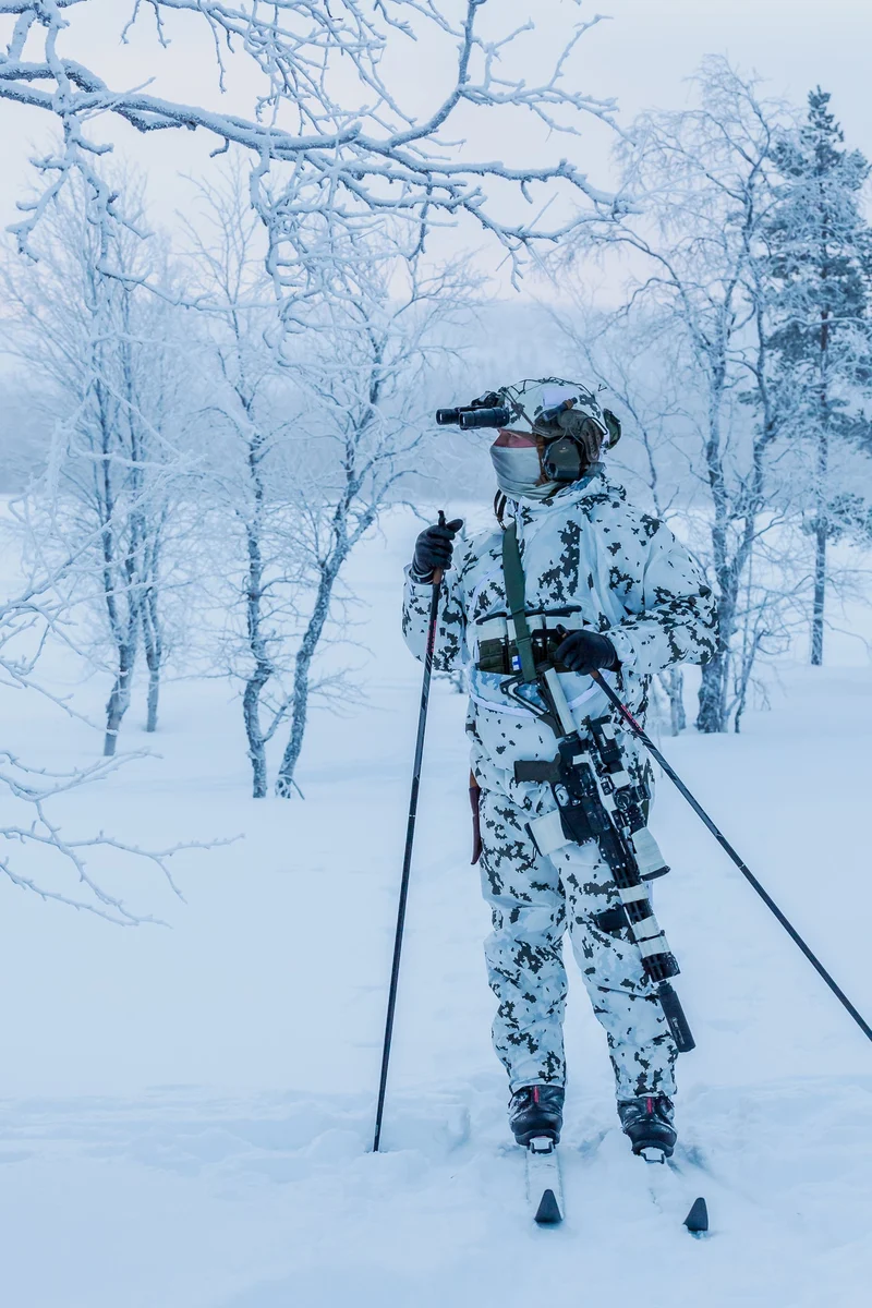 Särmä TST L7 Naamioanorakki