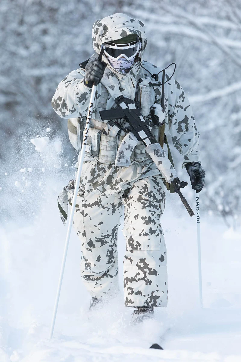 Särmä TST L7 Naamioanorakki