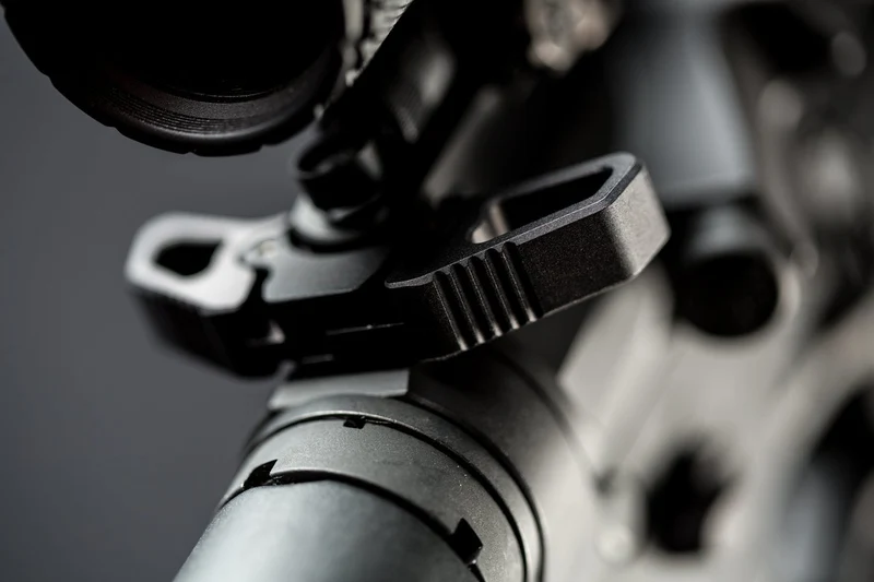 Radian Raptor-SD AR-10 latauskahva, Musta