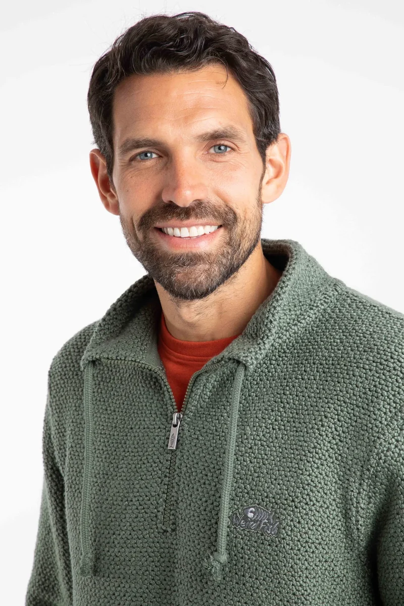 Weird Fish Cruiser Men's 1/4 Zip Macaroni Sweatshirt - Army Green