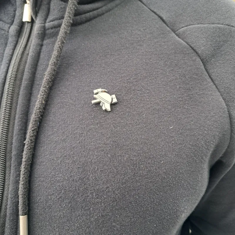 Feuerwehr Helm Ansteckbutton für Cap und Kleidung silber matt