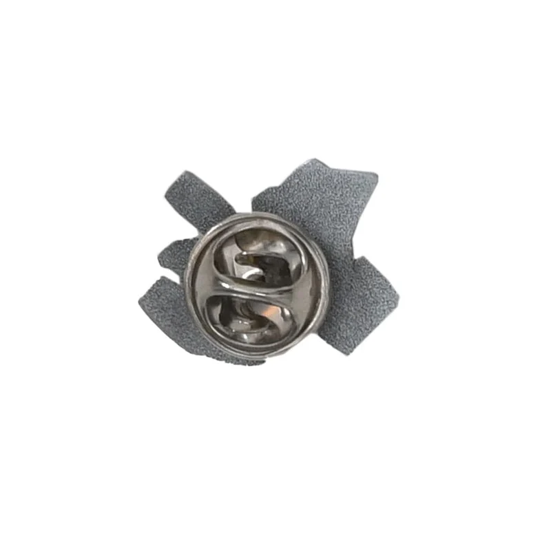 Feuerwehr Helm Ansteckbutton für Cap und Kleidung silber matt