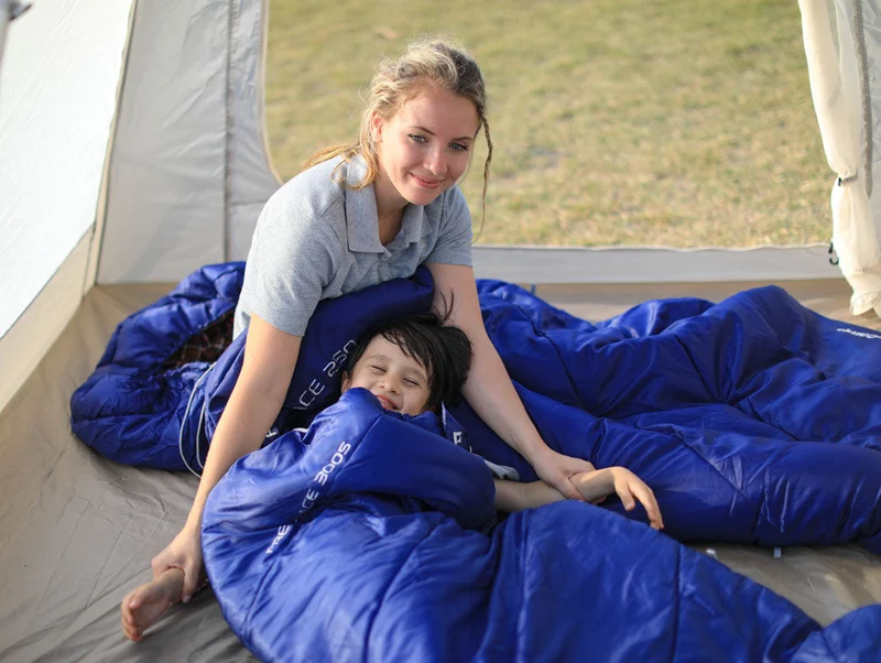 34F Extra Wide Sleeping Bag for Youth
