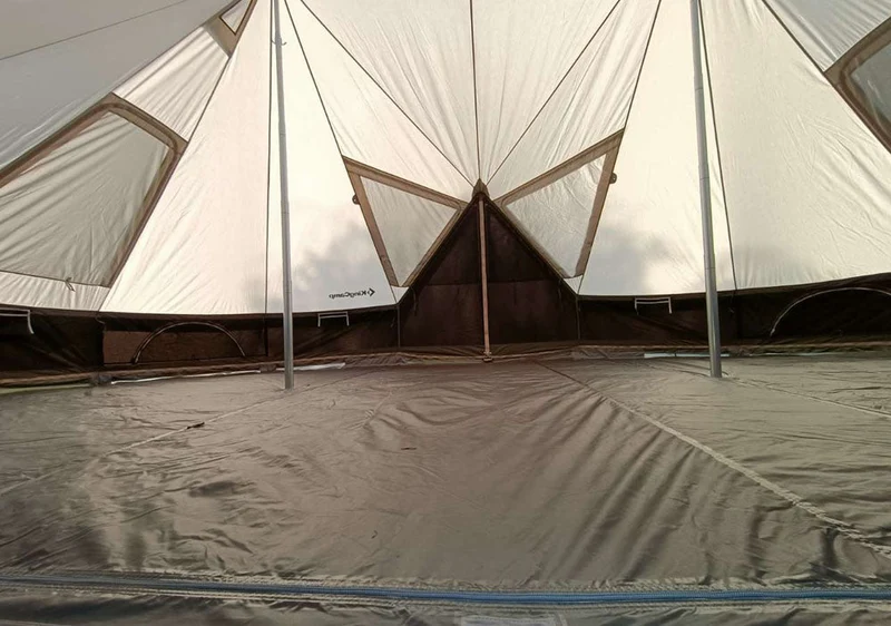KHAN Palace Tent