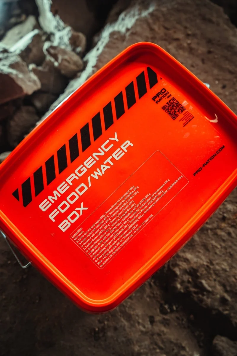 EMERGENCY BOX Notvorrat tactical meal ready to eat