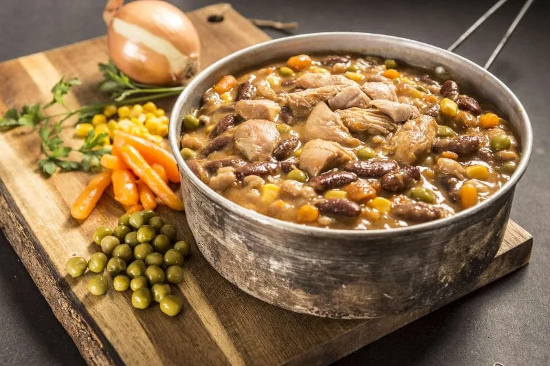 Hühnchen auf Gärtnerart mit Bohnen 400g tactical meal ready to eat