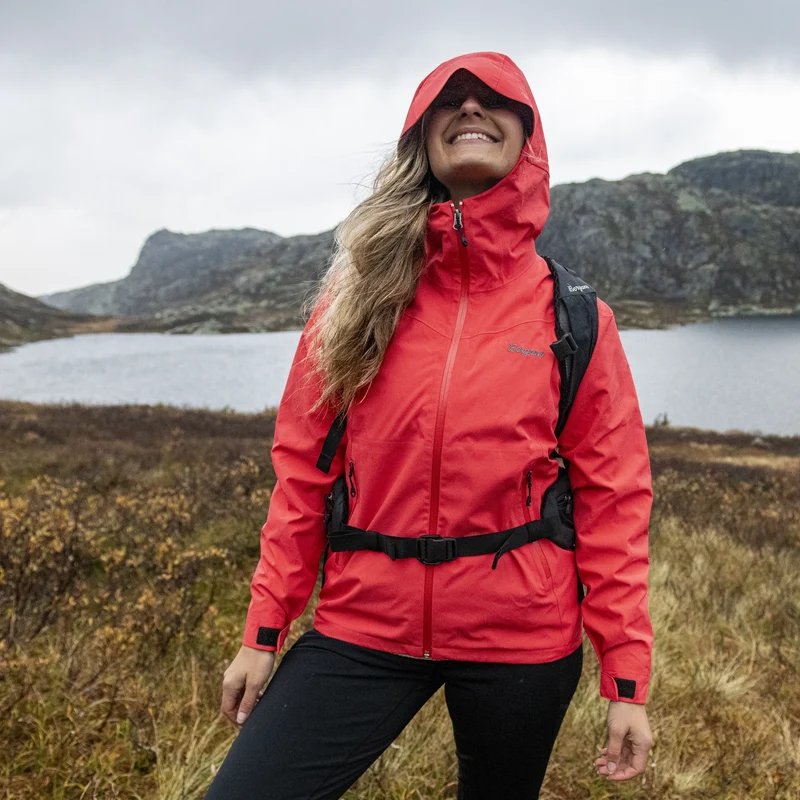 Women's Essentials 2.5L Shell Jacket | Regenjacke