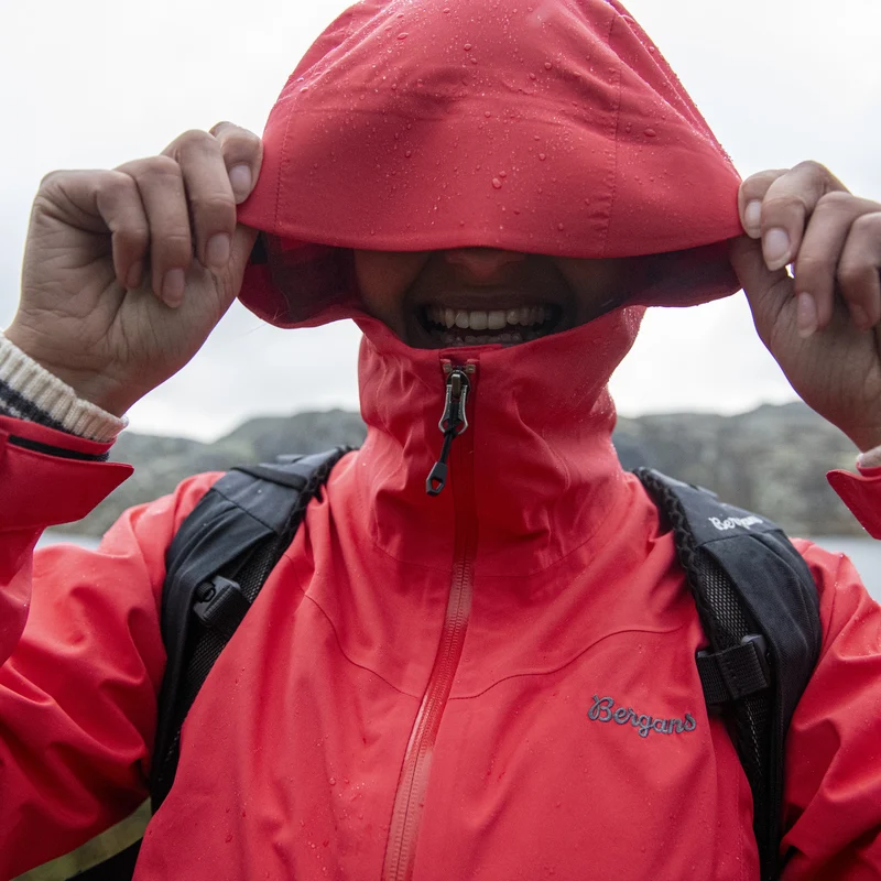 Women's Essentials 2.5L Shell Jacket | Regenjacke
