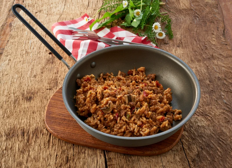 Rindfleisch Stroganoff mit Reis - Outdoor Essen