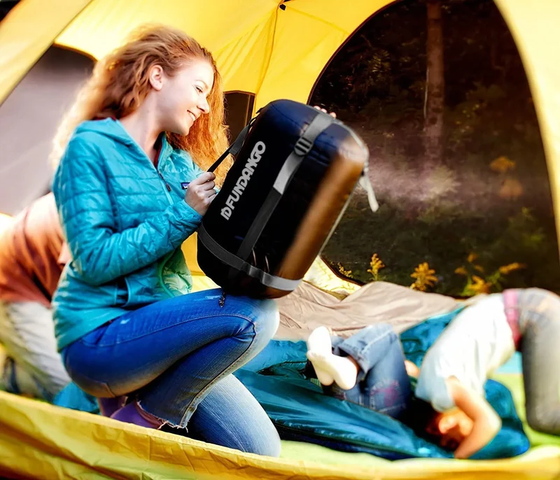 FUNDANGO COMFORT 200D Double Sleeping Bag with Hood