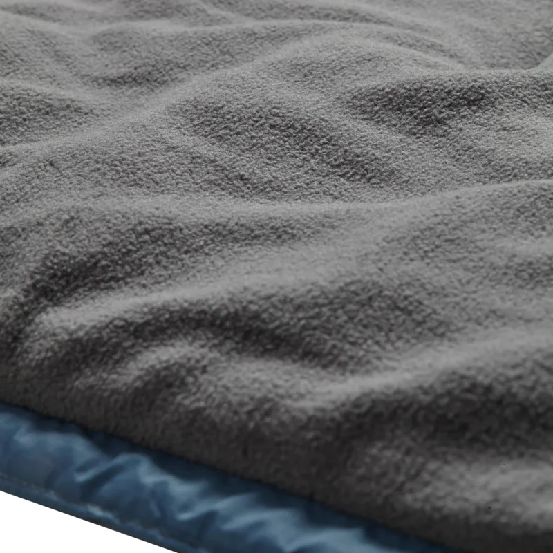 VOITED x VICKYWOOD Fleece Decke MOUNTAIN BLUE
