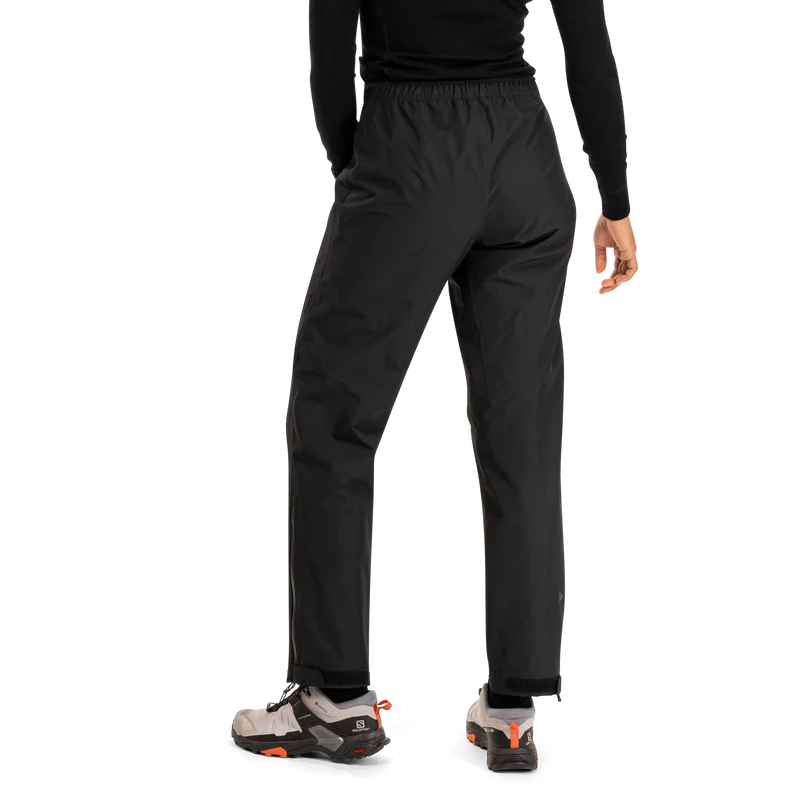 Essentials 2.5L Shell Pants Women