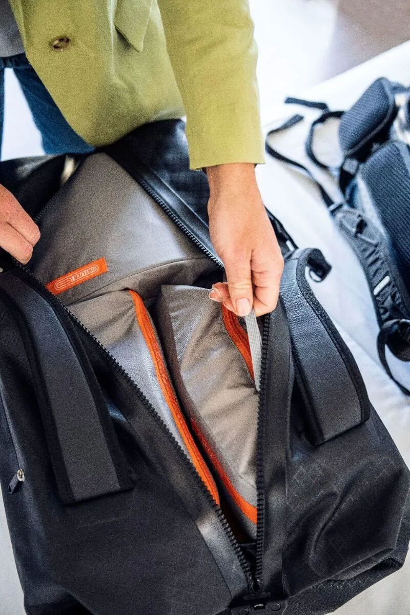 Duffle Metrosphere 60L