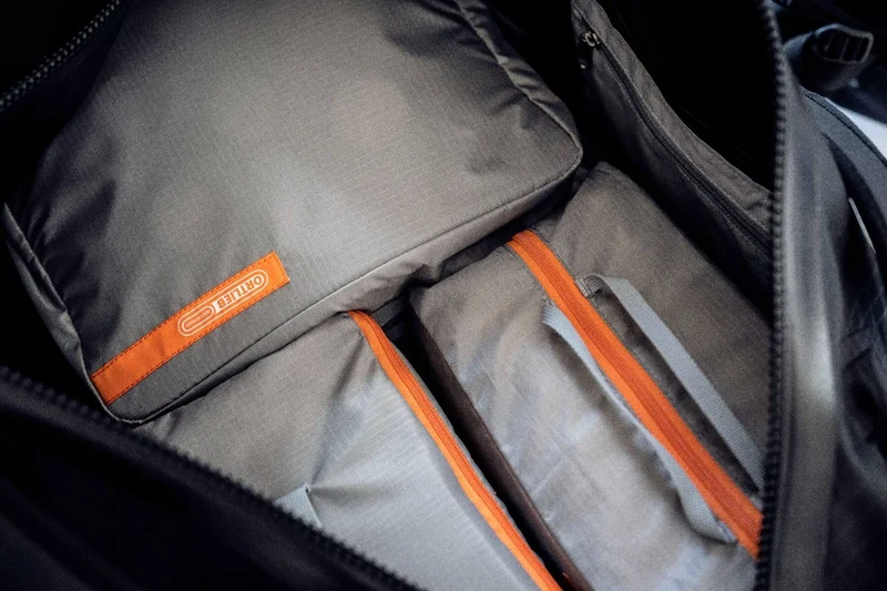 Duffle Metrosphere 60L