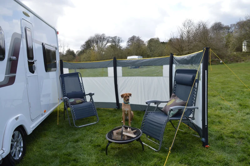 Maypole 3 Panel Air Windbreak - Multi Point Inflation