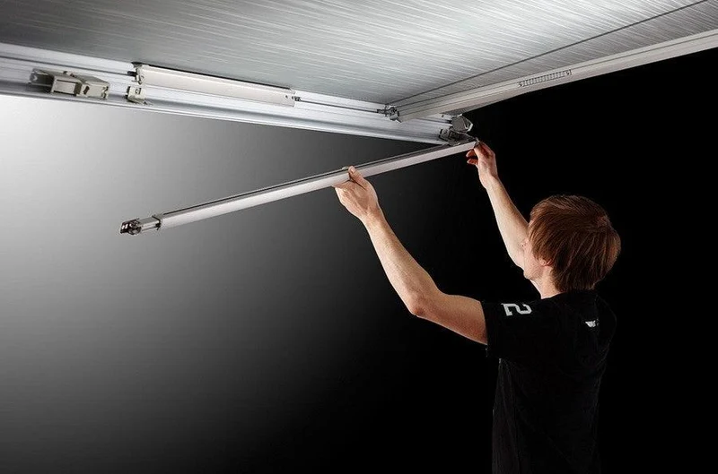 Thule Omnistor 5200 Motorhome Awning - White/Mystic Grey