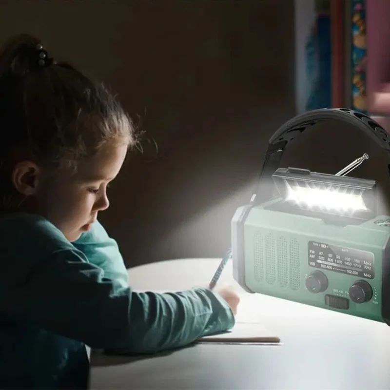 Solar-Notfallradio mit Powerbank - Kurbelradio & LED-Lampe