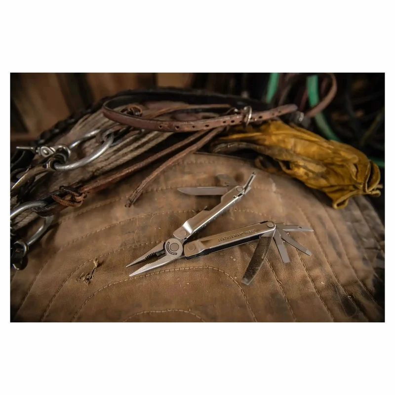 Multitool Bond
