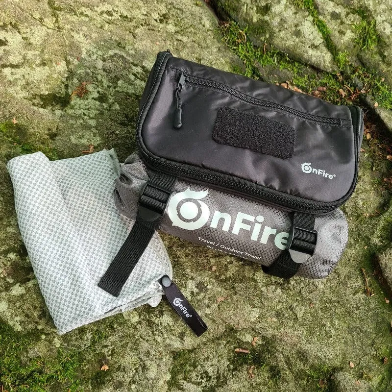 Outdoor Kulturtasche plus Spiegel und Karabinerhaken