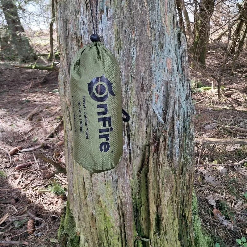 Großes Outdoor-Handtuch mit Bambus Aktivkohlefasern olive 80x180 cm