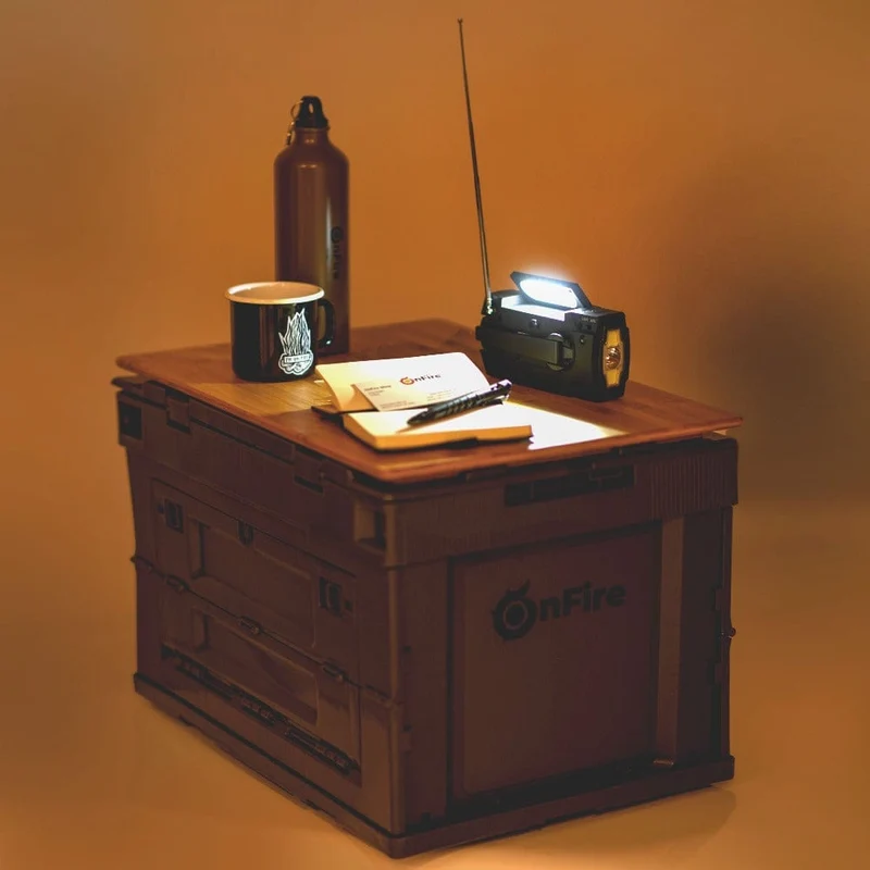 Transportbox mit Holztischplatte / 50 Liter