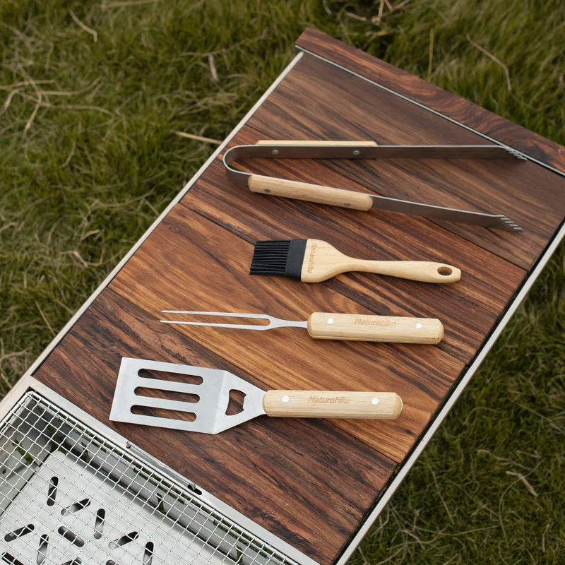 4-Piece Barbecue Tool Set